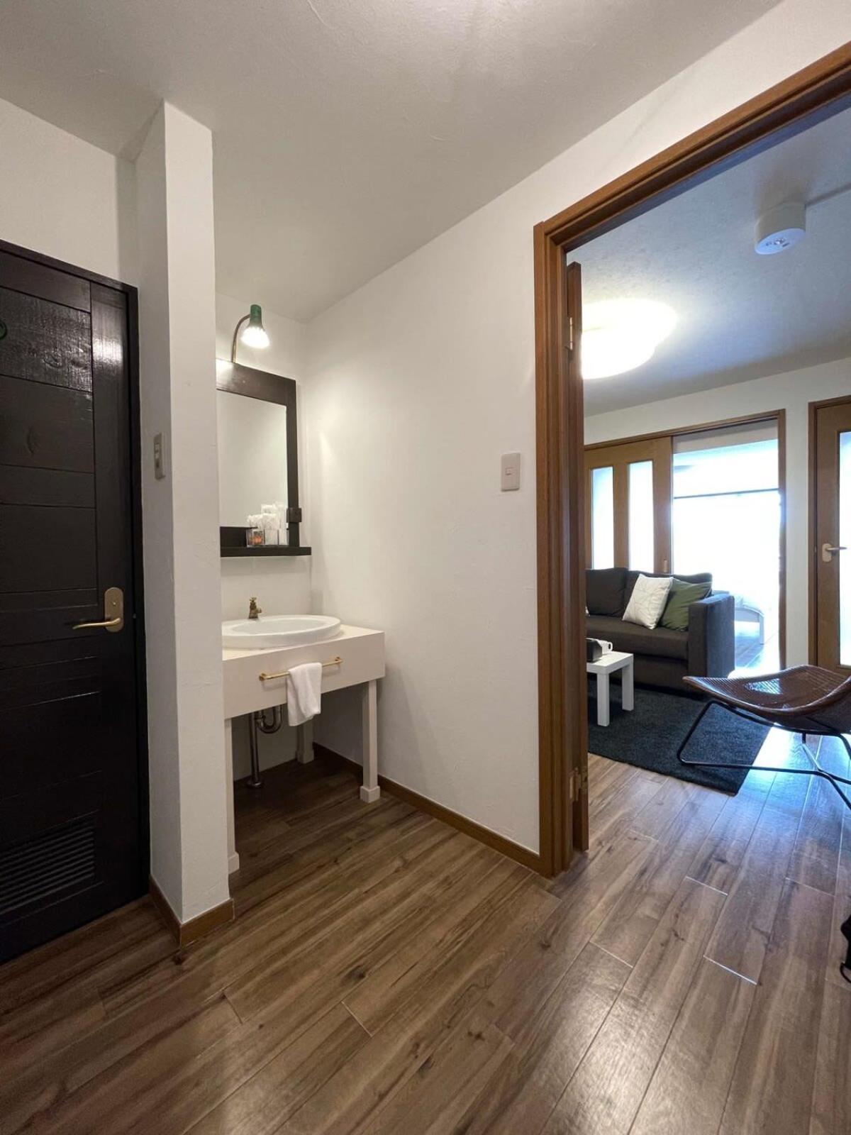 Bhotel Dai3Himawari - 2Br Good For 6Ppl Overlooking Peace Park With Wifi! Hiroshima Buitenkant foto